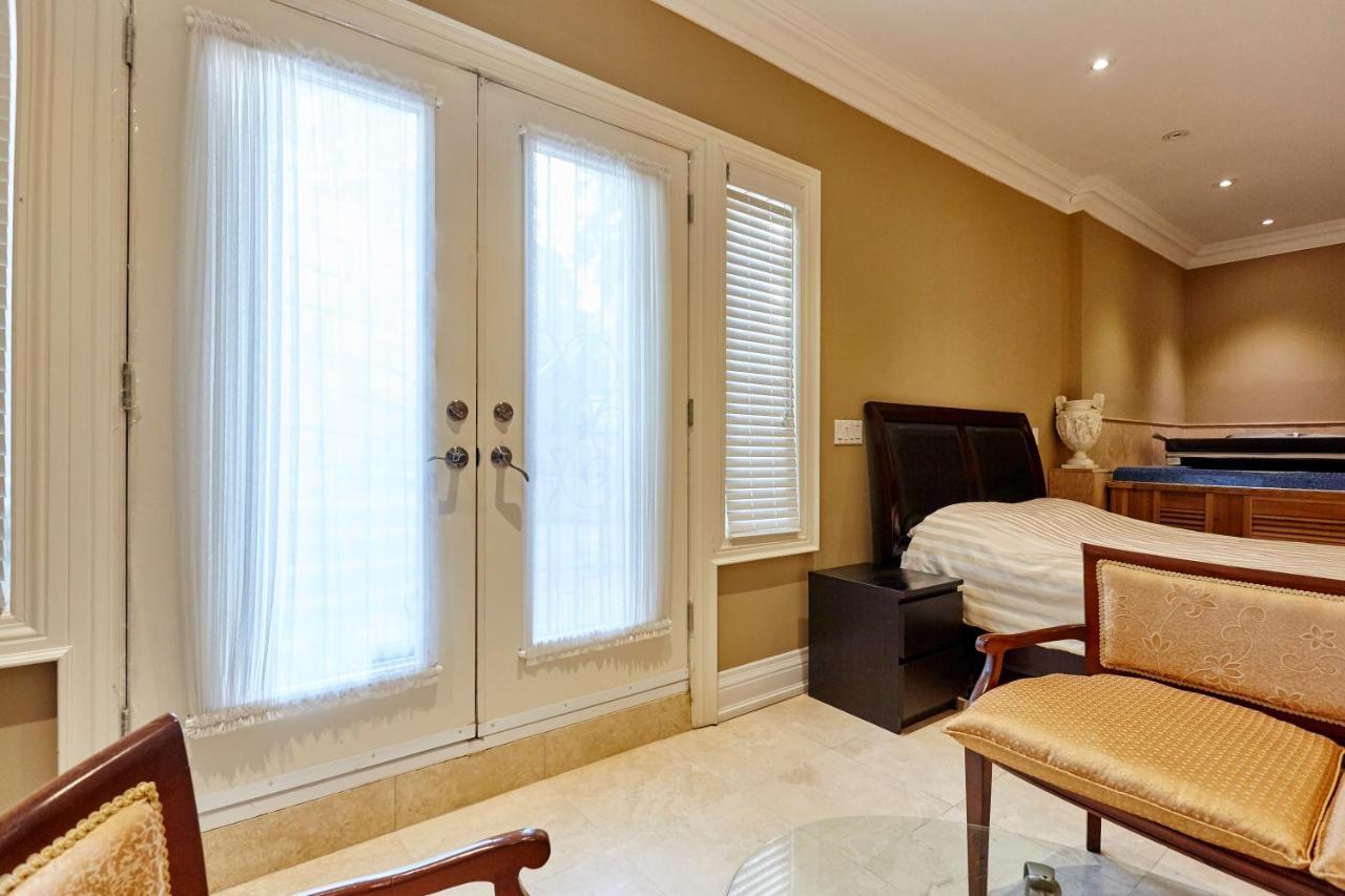 Hotel Elegant Apartment With Sauna Toronto